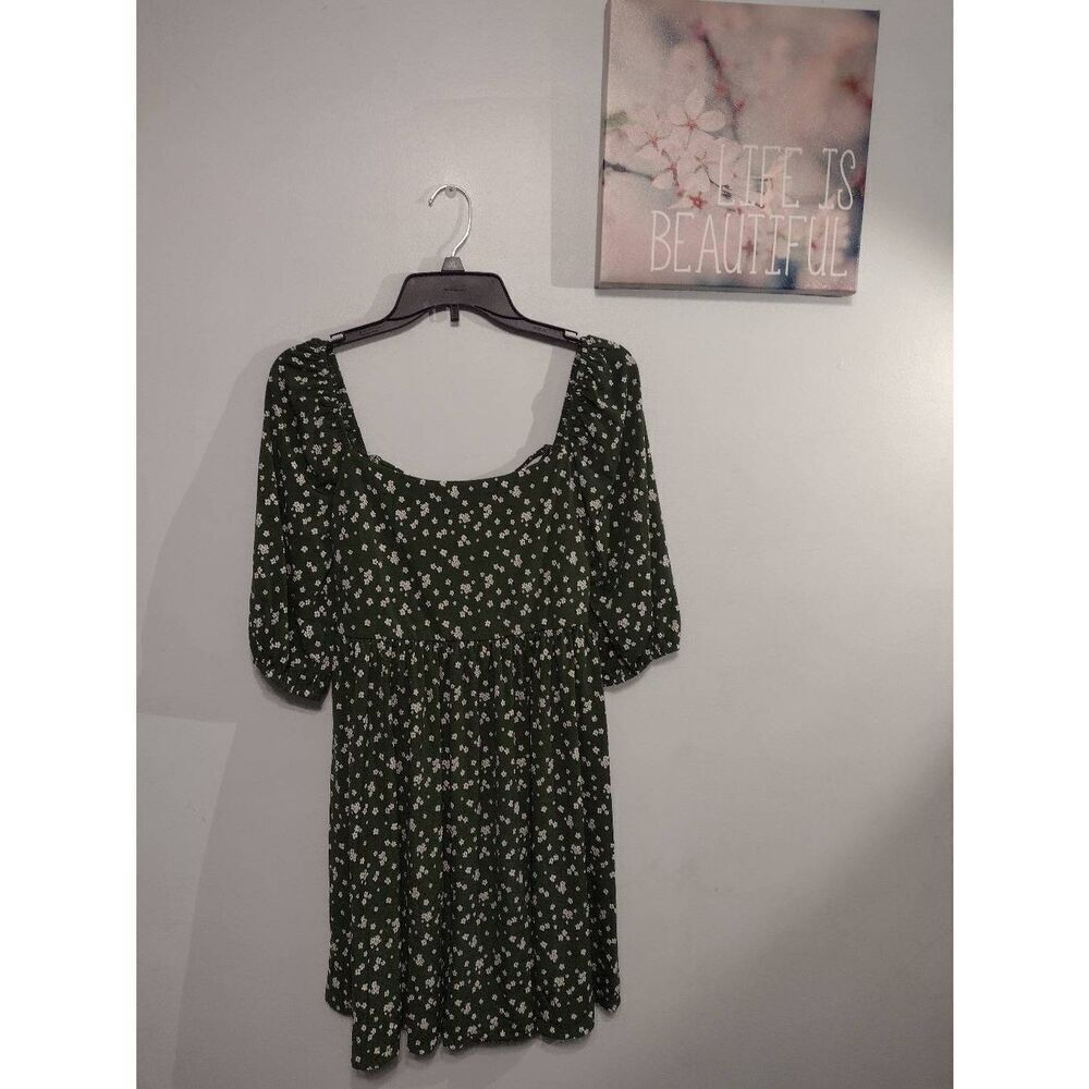 NWT Endless Blu Size L Boho Green White Floral Dress
